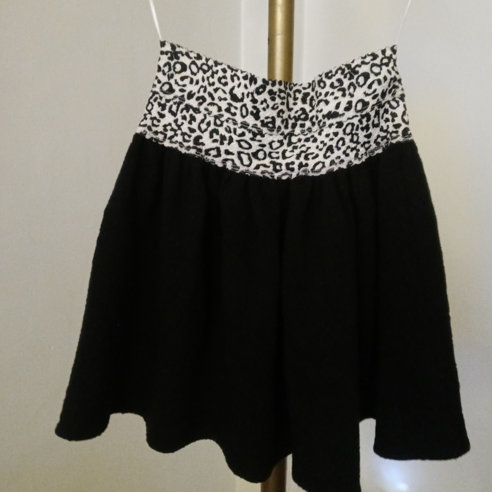 Itro Women's Sleeveless Back Out Blouse Top in Size Small - Pre Owned
